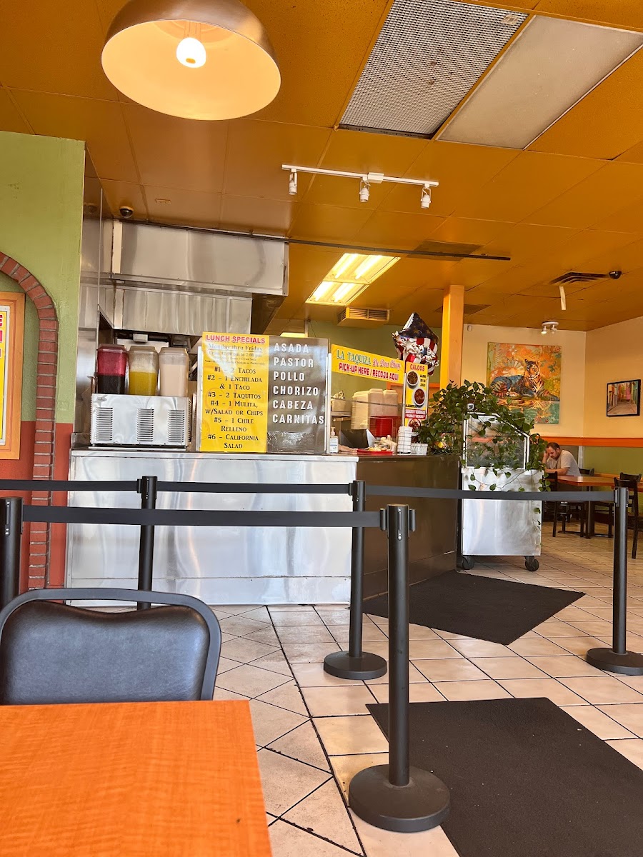 La Taquiza Restaurant